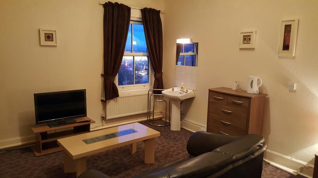 Station Hotel Hucknall Eksteriør billede