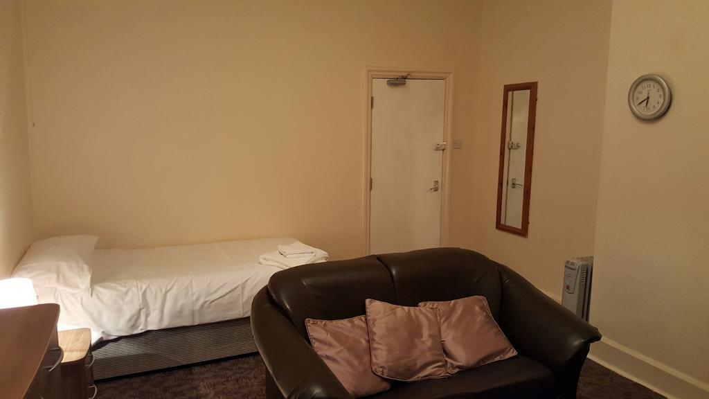 Station Hotel Hucknall Eksteriør billede